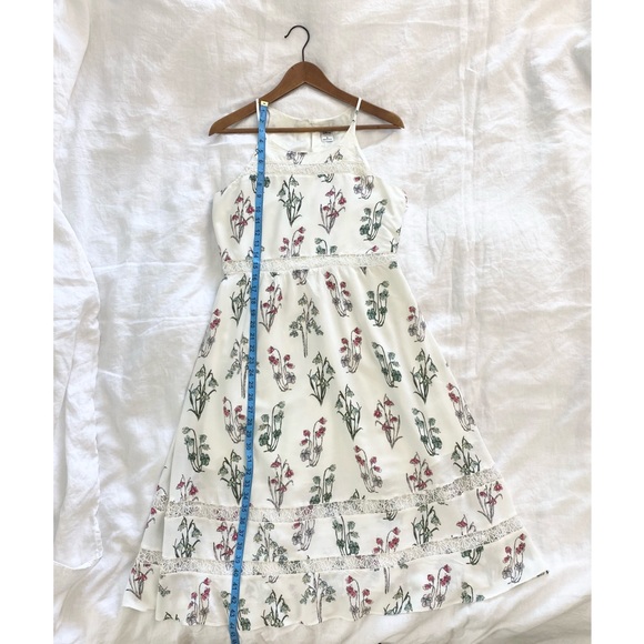 Disney x LC Lauren Conrad Alice in Wonderland Print Midi Dress - Picture 6 of 16